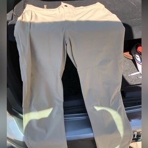North Face 32/32 Men’s Pants